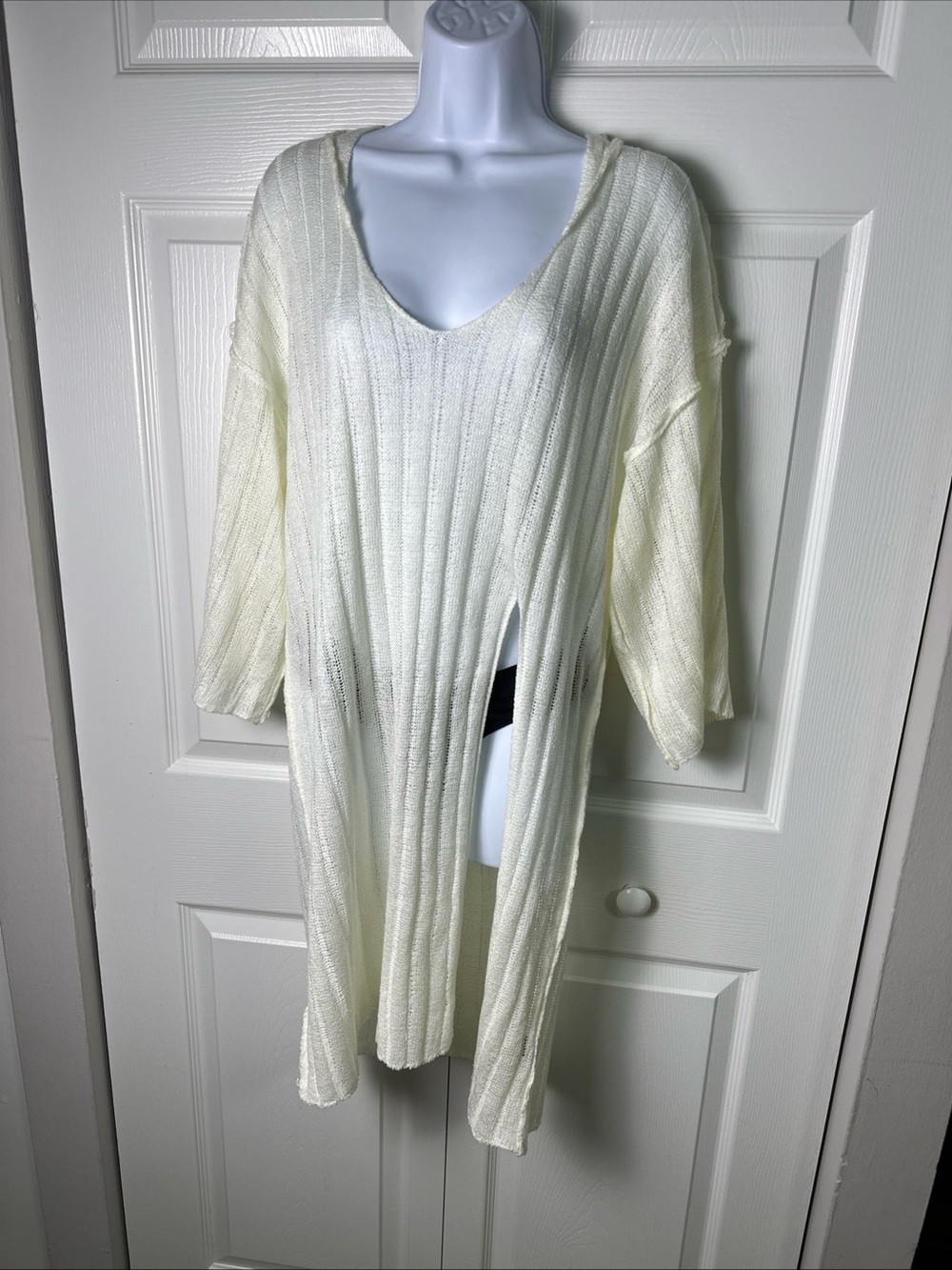 POL Lightweight Cream Ribbed V-Neck Long Sweater With Long Slit & Hood